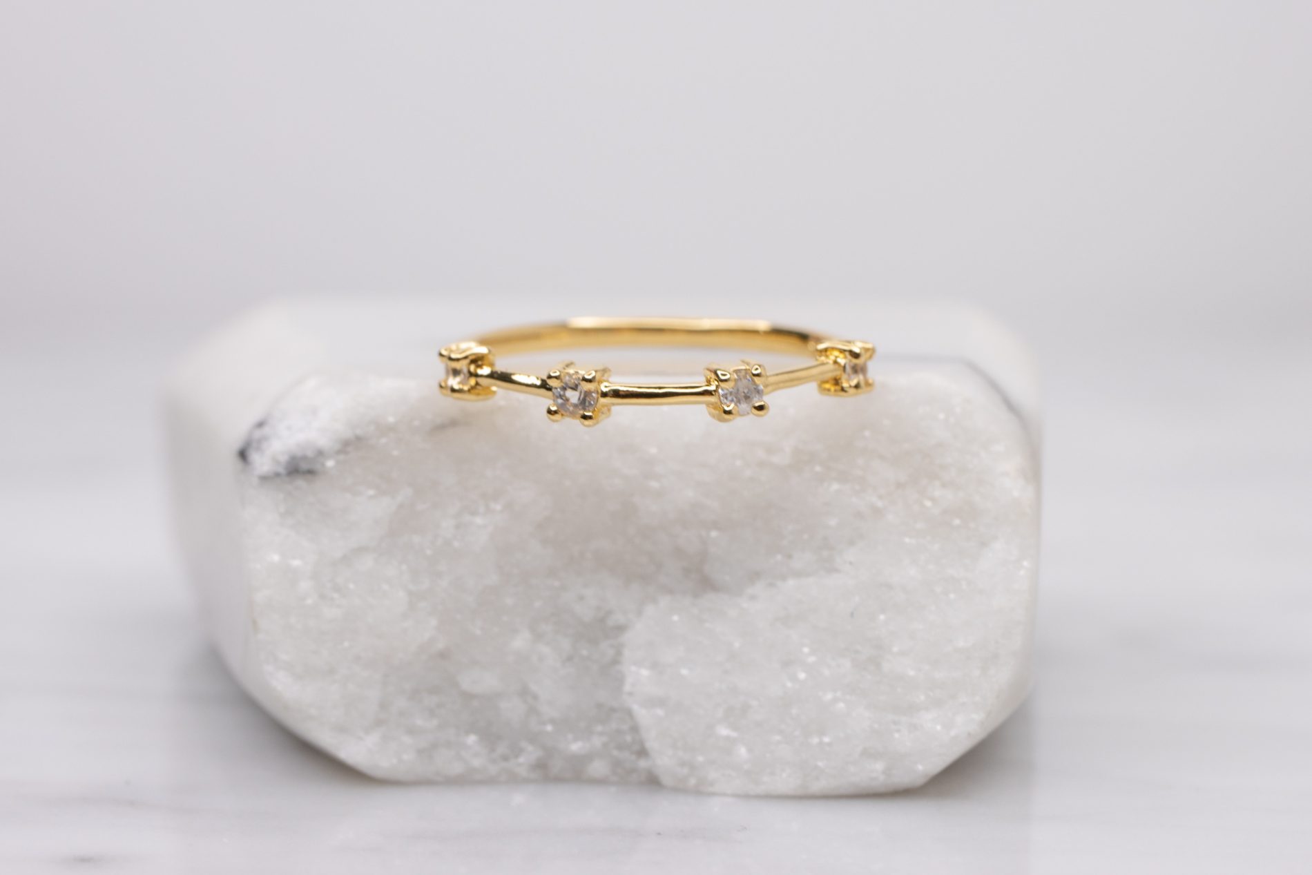 Anillo Aurora de Topacio Blanco - Image 5
