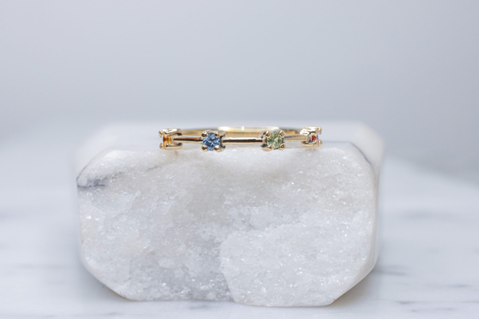 Anillo Aurora de Zafiro Multicolor - Image 2