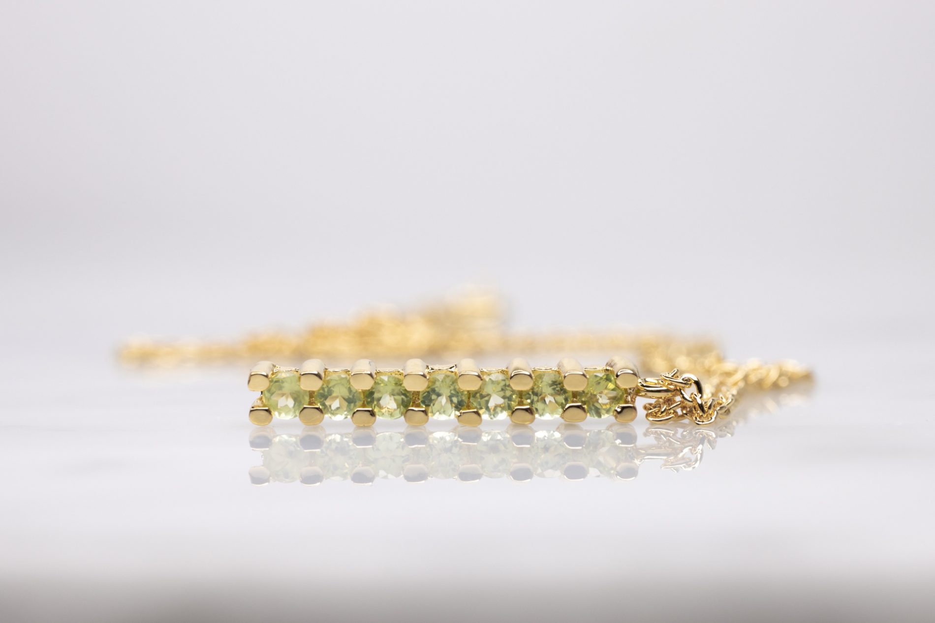 Collar Iridescent Peridot