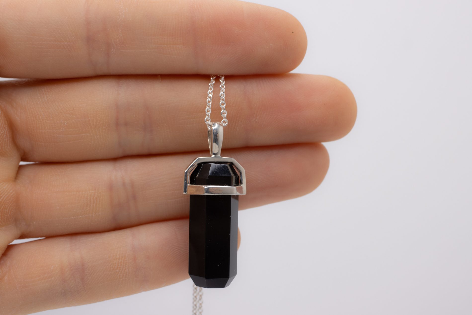 Collar Prisma Obsidiana - Image 7