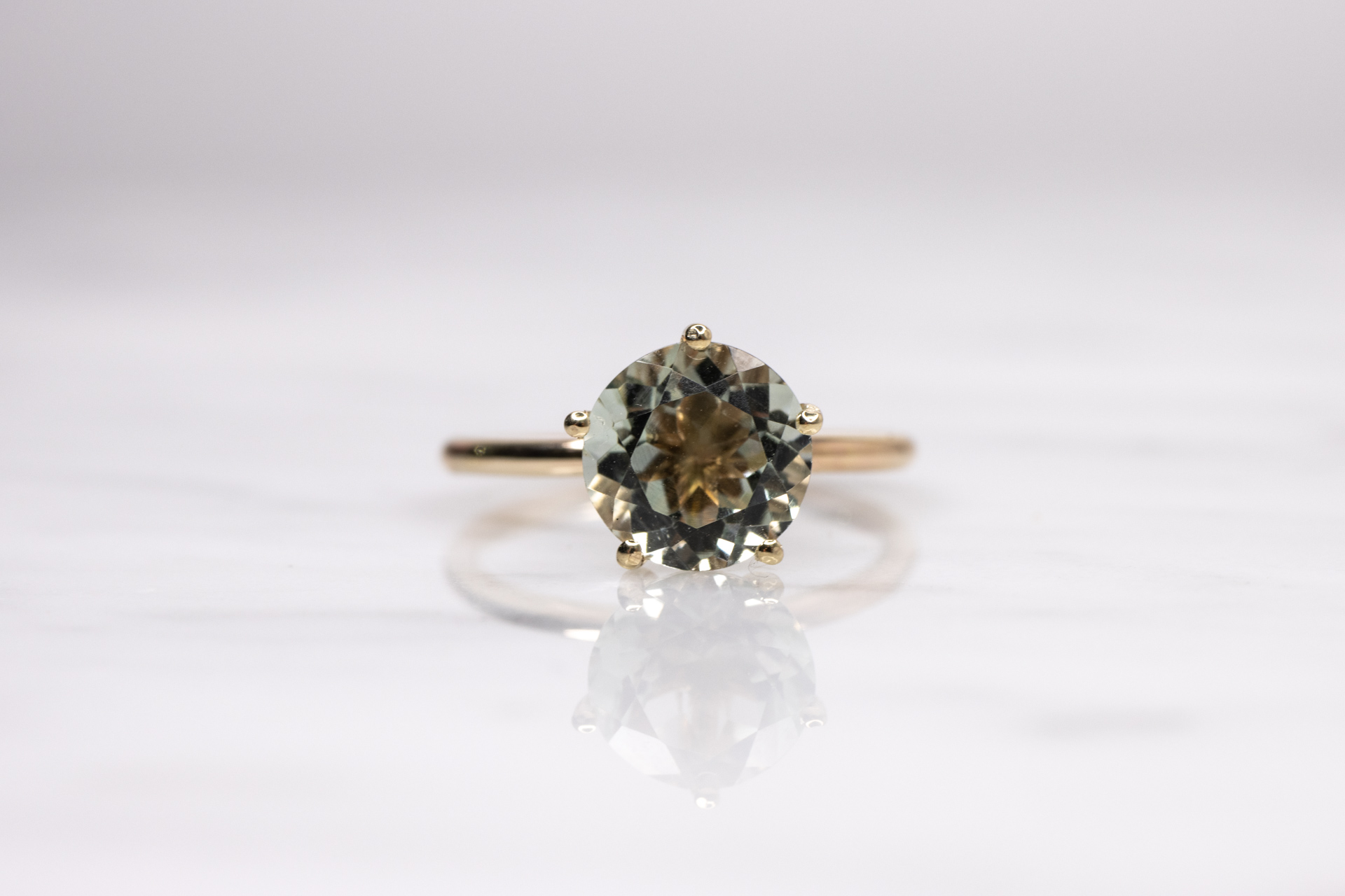 Anillo Solitario Turmalina Verde