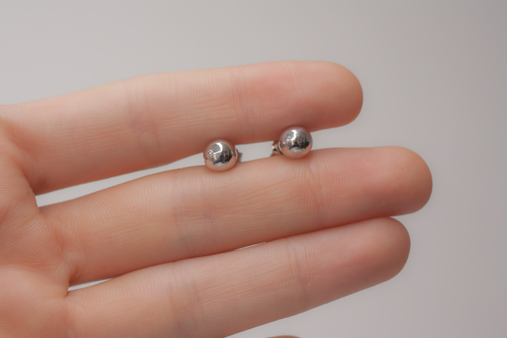 Aretes Punto de Luz - Image 7