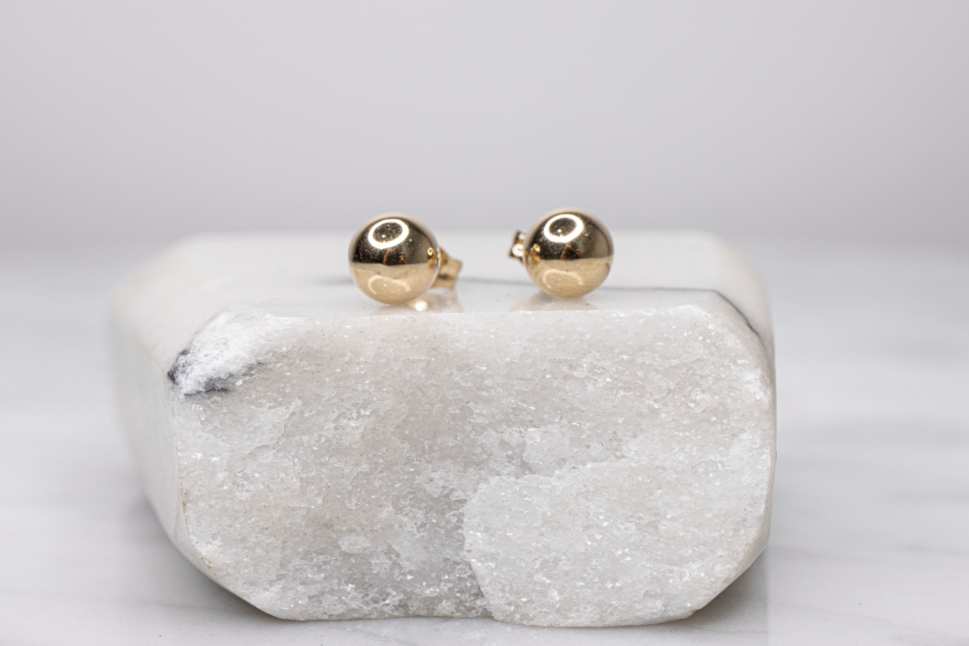 Aretes Punto de Luz - Image 2